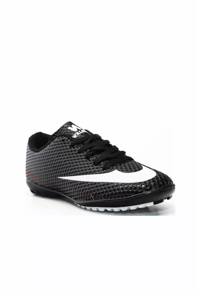 Zwart-witte astroturfschoenen