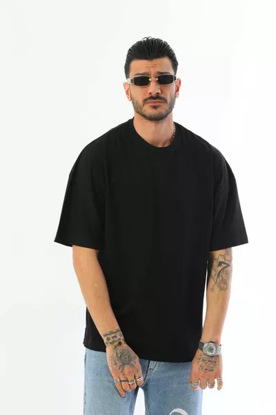 1. Quality Oversize Unisex Basic T-shirt