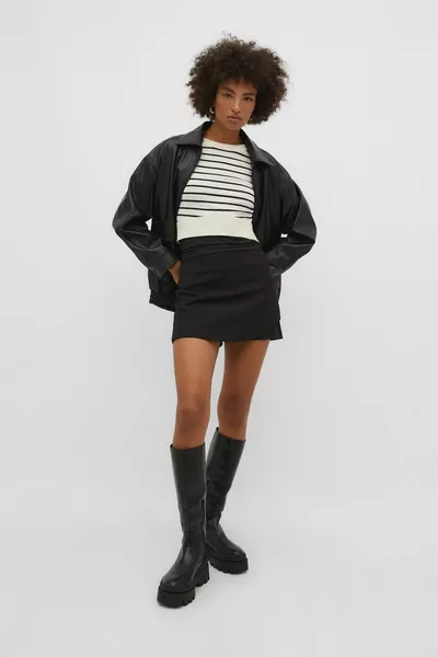 تنورة شورت مزدوج الصدر