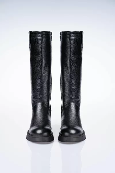 أحذية نسائية عادية من جلد طبيعي k