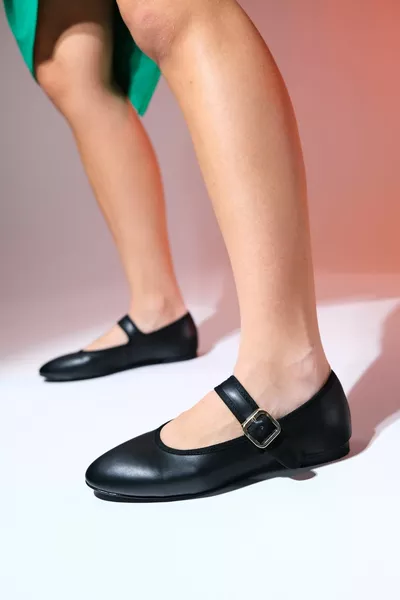 ROLLO Black Skin نسائية باليه مسطحات