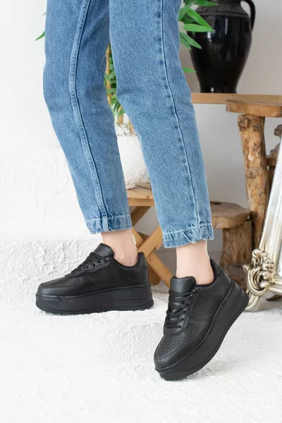 حذاء رياضي نسائي كاجوال سنيكرز منقوش خفيف الوزن نعل عالي الدانتيل 