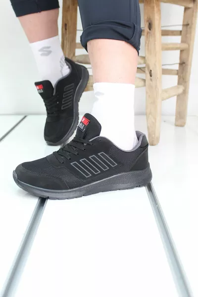 حذاء رجالي أسود بأربعة خطوط للجري -SA