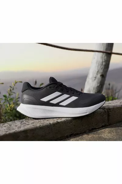 Runfalcon 5-Day Sneakers Scarpe da Corsa Nero