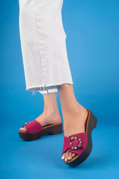  Pantofole da donna in vera pelle scamosciata Stone Clog