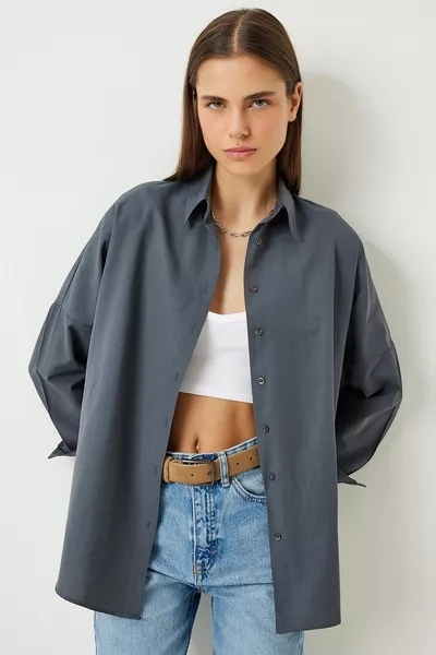 Oversize-Basic-Hemd aus Smoked 