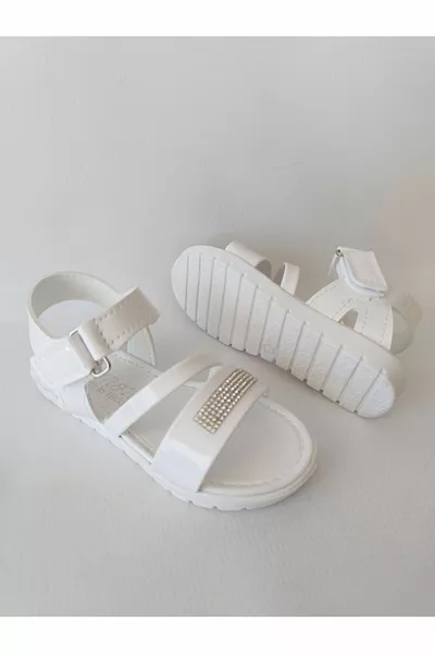 صنادل للأطفال