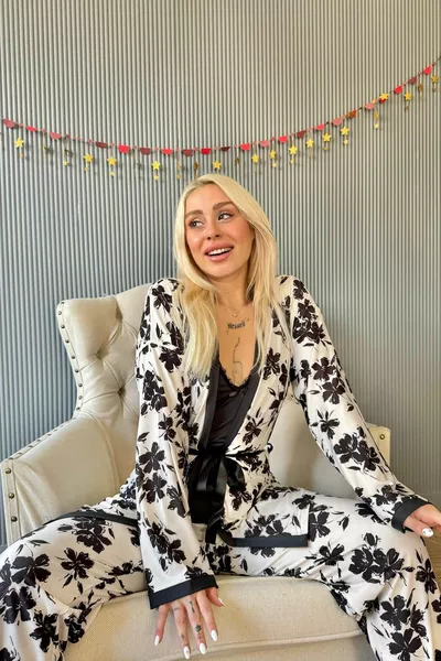 Black Flore Exclusive Knitted Dressing Gown Women's Pajama Set