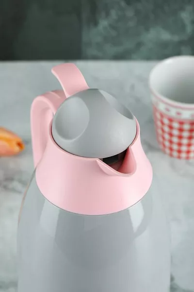 تسوق ترمس زجاجي سعة 1.3 لتر (وردي-رمادي)