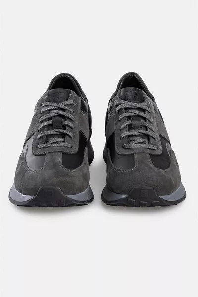 Sneaker da uomo grigio scuro % pelle con suola flessibile 