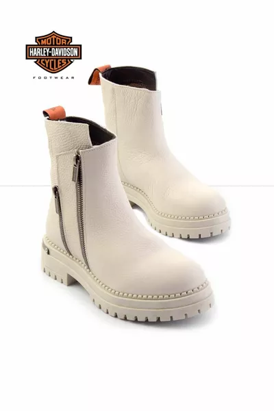 Bottes et bottines en cuir beige pour femmes 