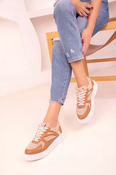 تان سنيكرز نسائي 