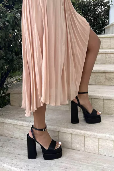 Zwarte satijnen avondjurkschoenen voor dames 