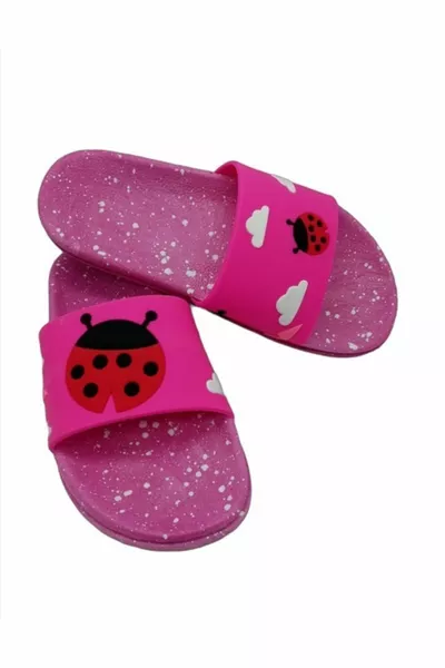 Розов басейн Морски чехли за баня