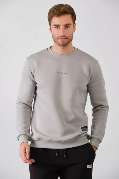 Sweat-shirt gris homme à col rond slim fit avec broderie, en tissu gratté à 3 fils