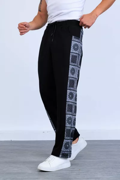 سروال رياضي واسع بنقشة عرقية رقمية E