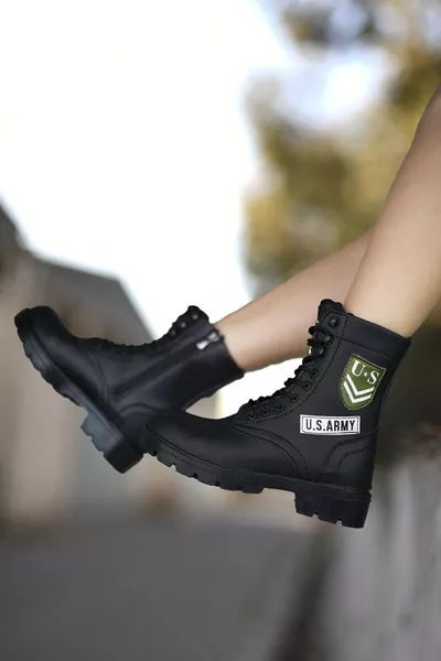 حذاء دراجات أسود للجنسين 