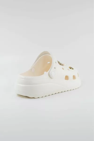 صنيمكس صندل أنيق بحصى ومضاد للانزلاق