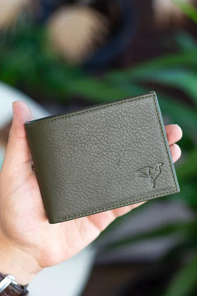 Портфейл Jackson от естествена кожа с отделение за монети и RFID защита в цвят каки