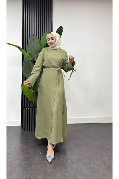 طقم بحاشية من اللؤلؤ