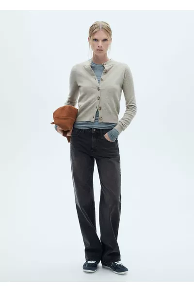 Jean taille moyenne coupe droite