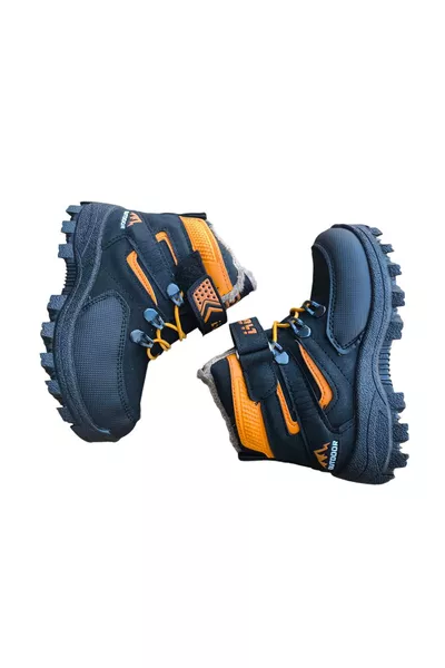 Черни детски боти с вътрешна подплата от кожа