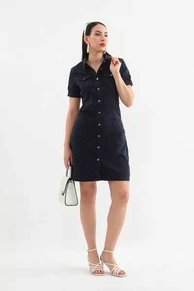 فستان جينز نسائي بأزرار