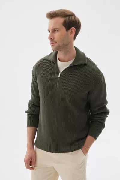 كنزة رجالية من القطن بلون زيتي بحياكة صلصالية نصف سحاب، مقاس عادي