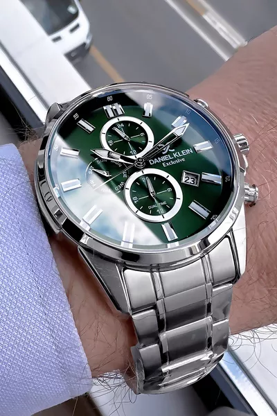 ساعة يد رجالية حصرية مقاومة للماء حتى 3 ATM بلون فضي وأخضر بسوار معدني هدية سوار 