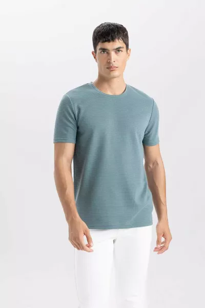 Slim Fit Narrow Cut Crew Neck Short Sleeve Basic Plain T-Shirt SP