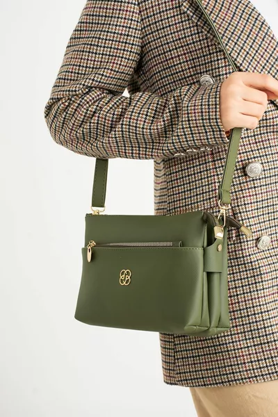 Женская сумка через плечо Khaki Hub из кожи с 3 отделениями