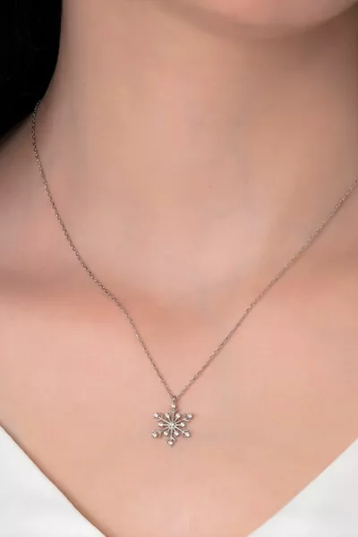  Sterling Silver Chain White Stone Snowflake Necklace
