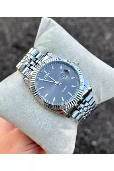Montre Homme à Bracelet Acier Argenté avec Calendrier