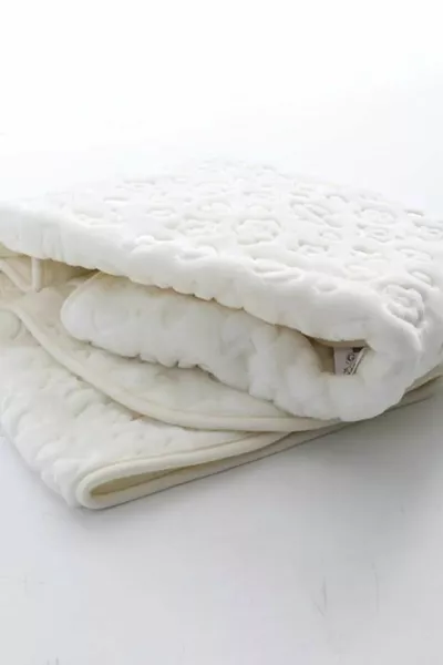 Голяма плюшена бебешка одеяло с релефен десен (ГР)  см