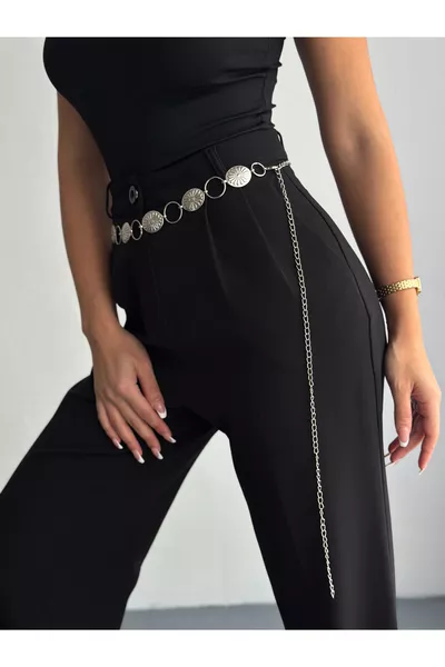 حزام نسائي بسلسلة فضية وقطعة مزخرفة بالزهور