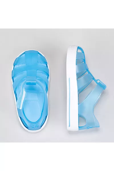 طفل النجوم صنادل زرقاء