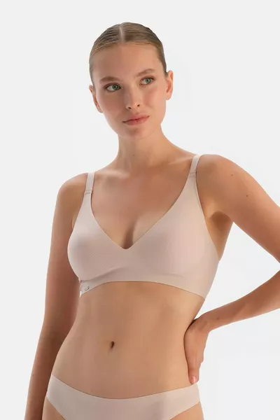 Сутиен Pudra Galia без банели и без шевове