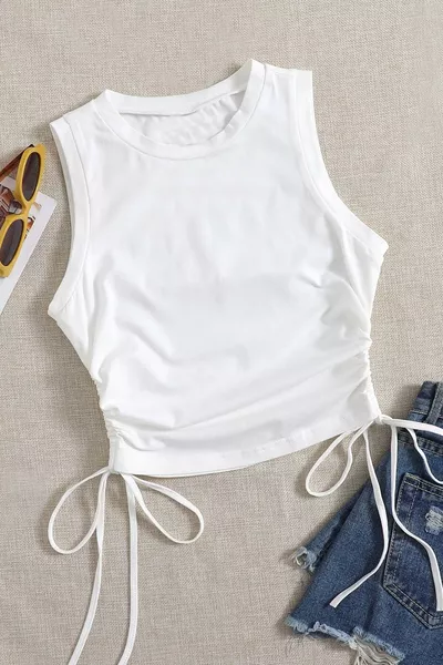 بلوز قصير بلا أكمام بأطراف م gathered