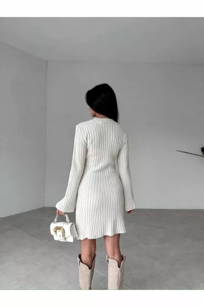 Женское платье из трикотажа с воротником-стойкой, расклешенное, мини, в рубчик, зимнее, 