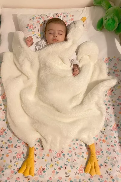 Кремава пухкава одеялце за бебе и дете, зимно плюшено одеяло с патица Welsoft