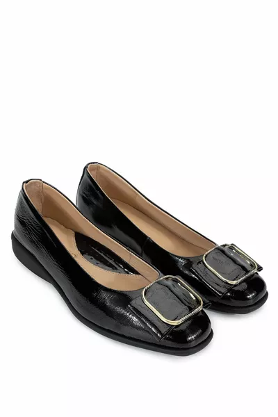 المرأة جلد طبيعي أسود براءات الاختراع الجلود الباليه الشقق