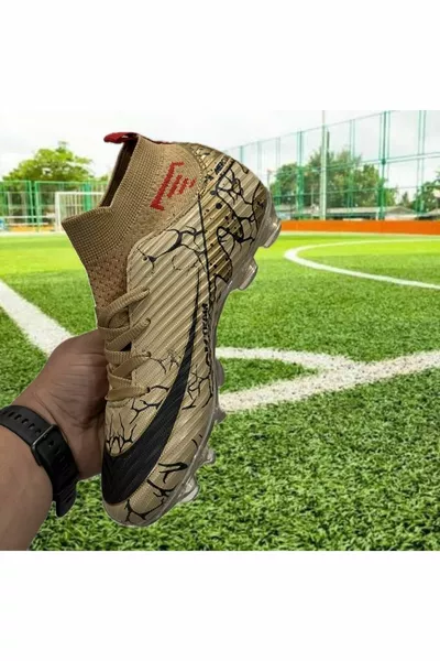 الجوارب الذهبية أحذية كرة القدم