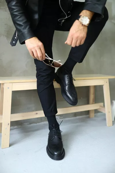 أسود جلد طبيعي الدانتيل متابعة الرجال أحذية عادية كلاسيكية