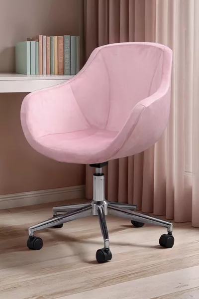 Фокус Компютър и Работен Стол с Хромирана Звездна Основa и Розов Плат