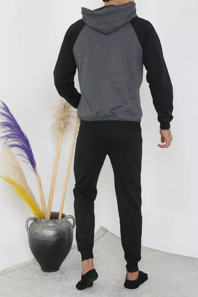 Мужской комплект спортивных костюмов на молнии дымчатого черного цвета