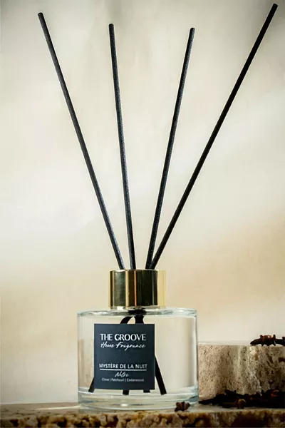 Аромат для комнаты  мл с сандалом, цилиндрический стержень, прозрачный Mystère De La Nuït