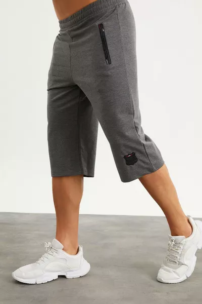  Capri Homme avec Détail de Broderie sur la Poche