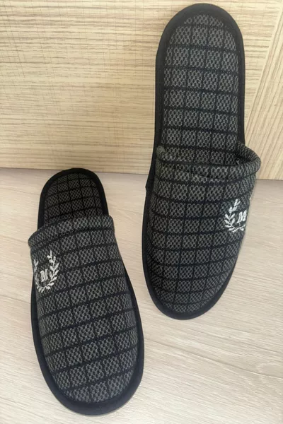 4 pz Pantofole da casa da uomo Pantofole per gli ospiti Pantofole da dote Pacchetto da sposo Pantofole Tappeto regalo Pantofole economiche