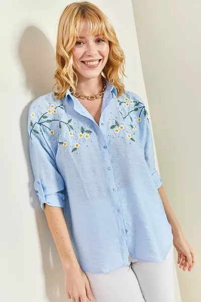 Дамска ленена риза Ayrobin с бродиран ръкав