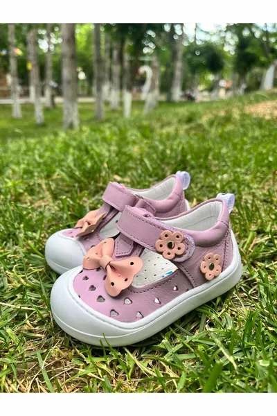 أحذية من جلد طبيعي لتقويم العظام الخطوة الأولى